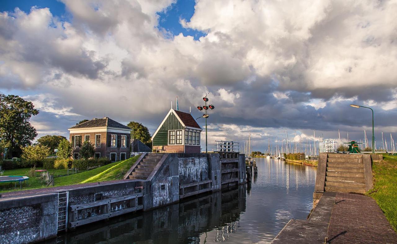 Bed and Breakfast De Krasse Man Edam Exteriér fotografie
