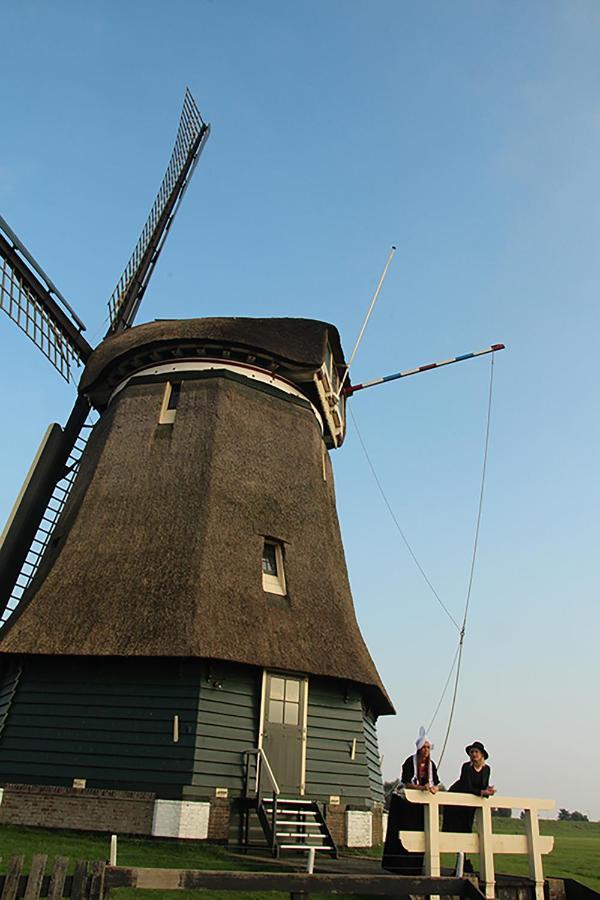 Bed and Breakfast De Krasse Man Edam Exteriér fotografie